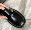 Versión de Piel de Vaca Uva Mamá Mismo Estilo Monedas de Oro Pequeñas Zapatos de Plataforma Gruesa Mocasines Mujer 2026 Nuevo Británico Perezoso Tacón Grueso Zapatos Pequeños de Cuero