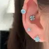 Brilhantes Brincos de Alfinete Reto Trevo de Quatro Folhas Tipo D Aço Titânio 316 Personalidade Versátil Argola para Cartilagem da Orelha com Zircônia Brincos Cuff para Mulheres