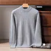 Suéter 100% cachemira pura para hombre, engrosado con un patrón trenzado, con cuello semi-alto, adecuado para uso de negocios casual como capa base de punto
