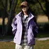 Chaqueta Exterior Tres en Uno a Prueba de Viento e Impermeable para Mujer, Estilo Pareja, Chaqueta de Montañismo Fina de Una Sola Capa para Hombre, Venta al por Mayor