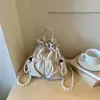 Bolso de hombro, bolso de mano y mochila versátil, nuevo, de alta gama, nicho, para el otoño de 2026 para mujer, simple, elegante y con estilo