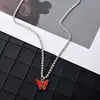 Collar de Mariposa de Pedrería Acrílica Colorido Deslumbrante para Mujer Cadena de Aleación de Plata Dulce Cadena para Clavícula de Mariposa Gargantilla