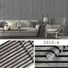 Papel pintado autoadhesivo de PVC a rayas para renovación transfronteriza con patrón de rejilla de veta de madera, papel pintado pelable y pegable