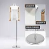 Modelo masculino de estilo coreano ajustado, accesorios de media figura humana, escaparate de ropa, modelo informal de moda, expositor de cuerpo entero