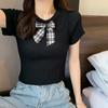 Camiseta de Tricô Manga Curta Estilo Coreano Verão 2023 Gola Boneca com Laço Feminina Cropped Curta Seda Gelada Moda