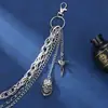 Cadena para Pantalones Punk Metalera Europea y Americana, Cadena para Pantalones de Moda con Colgante Múltiple de Calavera y Tibias Cruzadas, Accesorio de Moda Simple y Único