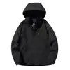 Jaqueta corta-vento de camada única nova para primavera e outono, com capuz, não precisa passar, fácil de cuidar, respirável, bolsos com zíper, jaqueta corta-vento para atividades ao ar livre, masculina