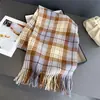 Cachecol Lenço Versátil Quente Outono Inverno em Falso Caxemira com Bloqueio de Cores Baixa Saturação Estilo Coreano com Franjas Xadrez para Mulheres