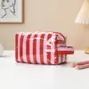 Nova Bolsa de Maquiagem Listrada em PVC Grande Capacidade Portátil para Viagem Necessaire Impermeável Resistente a Manchas Bolsa de Armazenamento de Alta Estética