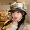 Boina de Punto a Cuadros con Orejas de Oso Lindas para Mujer Otoño e Invierno Dulce Sombrero Octagonal que Muestra la Cara Pequeño Versátil Gorra de Boina