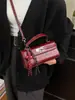 Bolsa Quadrada Pequena de Moda Retrô Europeia e Americana de Alto Padrão Transfronteiriça Bolsa Clássica Feminina Bolsa de Ombro com Fecho Exquisito Bolsa Transversal
