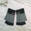 Guantes de medio dedo para hombre, de invierno, cálidos, forrados de vellón, de punto grueso, de lana, para exhibir, para estudiantes, escritura, equitación, otoño e invierno.