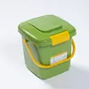 Cubo de basura de plástico portátil engrosado con tapa abatible, adecuado para la clasificación de residuos de la cocina del hogar, se puede imprimir con logotipo