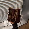 Bolso para Mujer Bolso Pequeño Bolso de Mano con Cadena 2025 Nuevo Bolso Cubo de Gamuza Bolso de Hombro Cruzado Simple y Versátil