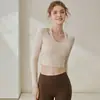 Ropa de yoga para mujer, colección otoño/invierno, camiseta deportiva transpirable con sujetador incorporado, corte ajustado, estilo de dos piezas, manga larga y diseñada para actividades de fitness