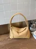 Bolsa de nicho transfronteiriça estilo francês feita à mão para mulheres, nova bolsa de ombro versátil casual 2026, bolsa tote simples para o dia a dia