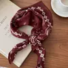 ¡Mantente Caliente con un Toque de Sofisticación! Bufanda Suave de Cuadros Retro Melard para Mujer, Bufanda Triangular de Alto Gama para Otoño e Invierno, Accesorio Decorativo