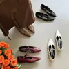 Zapatos de mujer de punta 2025 primavera nuevo diseño de nicho zapatos Mary Jane bajos zapatos de tacón bajo con correa de hebilla zapatos de mujer
