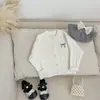 Cárdigan de Punto Bordado Estilo Coreano para Niñas 2025 Primavera y Otoño Nuevo Elegante Suéter Abrigo de Punto Trenzado de Manga Larga para Bebés Niñas