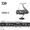 Carrete de Pesca Daiwa 23 Modelos Excelerlt Carrete Giratorio de Propósito General Ligero Carrete de Lanzamiento de Largo Alcance Carrete de Pesca con Bobina Poco Profunda Oblicua