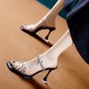 Chinelos Transparentes com Strass de Uma Tira para Mulheres Verão 2026 Nova Moda Sapatos de Bico Aberto Quadrado Salto Alto Sandálias Salto Agulha