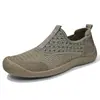 Verão Novo Estilo Casual Moda Malha Respirável Comércio Exterior Transfronteiriço Sapatos Masculinos Respiráveis Slip-On Sapatos Preguiçosos Sapatos de Caminhada ao Ar Livre