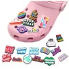 Amuletos de Clogs de Dibujos Animados Coloridos Frases en Inglés Letras Hebillas para Zapatos Accesorios para Zapatos DIY Goma Suave de PVC Transfronterizo