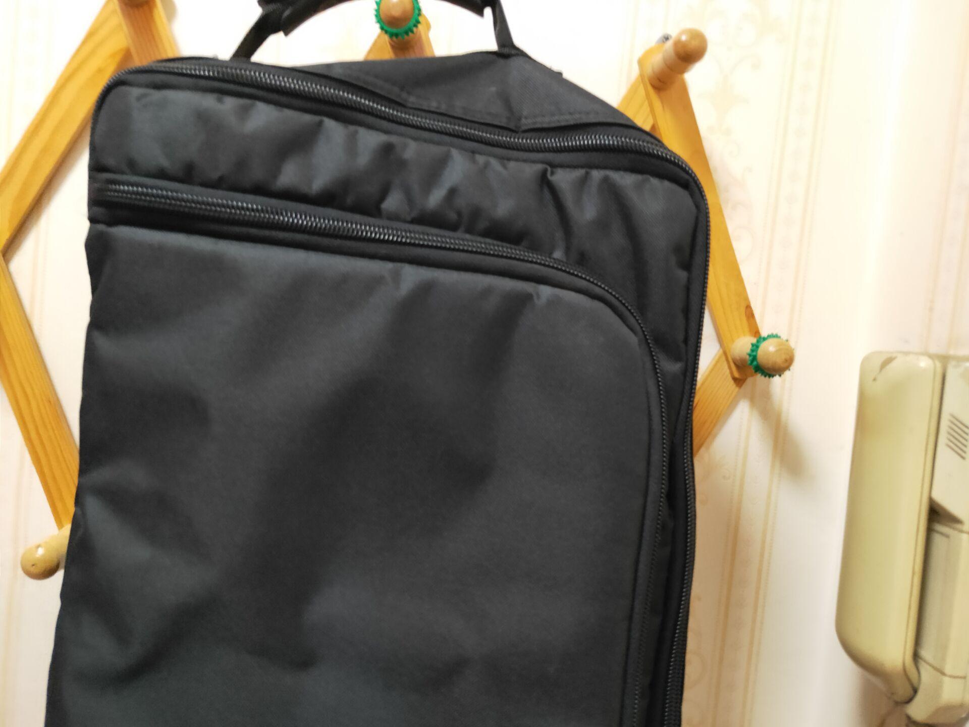 033324EDEFF5F7518FABBD387D631F