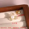 Nova Broche de Lapela Cristal Borboleta 2026 para Ternos e Camisas, Abotoadura Fashion e Versátil, Botão Anti-Exposição de Alto Padrão Leve