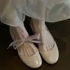 Versão em Couro Macio~Couro com Cera de Óleo Corte Lateral Bico Redondo Mary Jane Sapatos Femininos 2026 Novo Estilo Corte Baixo Fita Sapatilhas Sapatos Individuais