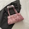 2026 Nova Bolsa Biker Tendência com Rebites de Ombro Único para Axila para Mulheres, Bolsa de Mão Versátil de Nicho da Moda de Alta Qualidade