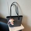 Bolso Cruzado Informal de Gran Capacidad para Mujer 2025 Nuevo Bolso Cubo a Cuadros Bolso Tote Simple de Hombro Cruzado
