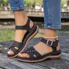 Moda Romana Transfronteriza Europea y Americana Nuevo Estilo Ropa Exterior Sandalias de Cuña Transpirables para Mujer Verano Suela Gruesa Cómodas Mamá Al por Mayor Tallas Grandes