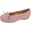 Sapatos femininos vermelhos de camurça sem cadarço, novo modelo de primavera, corte baixo, sapatilhas estilo fada retro suave