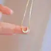 Collar de acero y titanio con letra H para mujer, elegante, combinable con todo, cadena para clavícula, accesorios para celebridades cibernéticas.