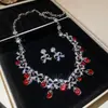 Aretes Redondos con Tachuelas de Diamante Cuadrado y Cadena Plateada, Cadena de Suéter Estilo Corte Vintage Francés, Exquisito Juego de Joyería de Alta Gama
