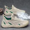Nuevos zapatos deportivos casuales de malla transpirable de verano transfronterizos, versátiles para correr, suela suave, tejido de malla fly-knit, zapatos de moda para hombre
