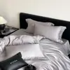 Funda de edredón de algodón Tencel de lujo y alta gama de 60 hilos con bordes bordados de precisión, juego de ropa de cama de cuatro piezas estilo europeo y americano