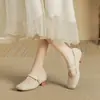 Sapatos que Aumentam a Altura para Mulheres Baixas 6cm Estilo Novo de Primavera e Outono com Salto Grosso, Design Slip-On Baixo, Estilo Delicado para Combinar com Saias