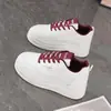 Nuevos zapatos de otoño para mujer: zapatillas blancas transpirables, estilo coreano versátiles de suela gruesa para aumentar altura, zapatillas deportivas casuales, zapatillas de papá