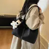 Bolso de Mano Tejido a Mano de Nicho Estilo Coreano para Mujer 2026 Nuevo de Moda Invierno Versátil Bolso de Hombro