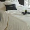 Juego de Cuatro Piezas de Colcha de Seda Helada de Verano para Aire Acondicionado Algodón Tencel Colcha Refrescante de Verano Lavable a Máquina Jacquard Tacto Frío Colcha Delgada Blanca