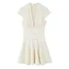 Vestido Corto Elegante de Botones con Cuello en V y Cintura Ajustada con Volantes Estilo Europeo y Americano Transfronterizo 2026 Nueva Moda para Mujer 4772372