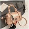 Bolsa de Mão Retro Fashion para Mulheres 2026 Nova Tendência Coreana Bolsa de Boliche Simples Bolsa de Ombro Transversal Bolsa Almofada