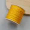 Una voluta de pulsera de pelo trenzado de mousse Un hilo de jade Pulsera tejida a mano DIY Colgante de collar Cordón para colgar Cuerda de mano Cuerda roja