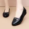 Zapatos de Trabajo de Otoño para Mujer Estilo 2026, de Plástico con Suela Gruesa Antideslizantes Impermeables, Zapatos de Goma para Mamá, Casual Slip-On para Uso en Exteriores