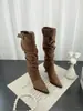 Botas de gamuza con volantes y punta fina para mujer, tacones de aguja, moda coreana otoño 2026, con hebilla de cinturón, botas largas de tacón alto