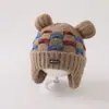 Gorro de Invierno para Bebé con Felpa Gruesa, a Cuadros de Moda, Doble Bola, Protección Cálida para Orejas, Elegante de Punto, Unisex, para Niños