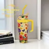 Copo térmico de grande capacidade para mulheres, aço inoxidável, design estiloso, tamanho extragrande, portátil, com canudo, adequado para uso no carro