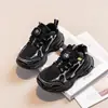 Tênis infantil outono 2024 novo estilo sapatos de malha para meninos sapatos de malha respiráveis para meninas sapatos de pai sola macia tênis de corrida estiloso